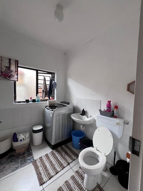 To Let 2 Bedroom Property for Rent in Pine Acres Western Cape